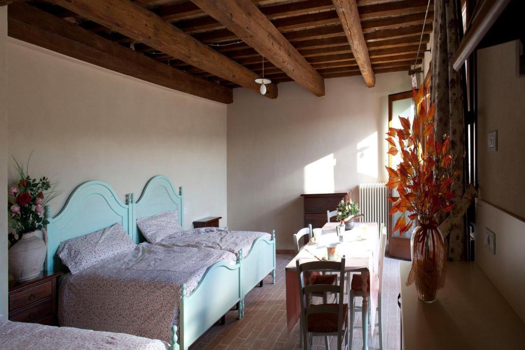 Casale Talevi Cartoceto Quarto foto